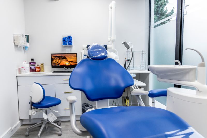 Smile Care Dental Group | Dental Cleanings, Invisalign® and Full Mouth Rejuvenation